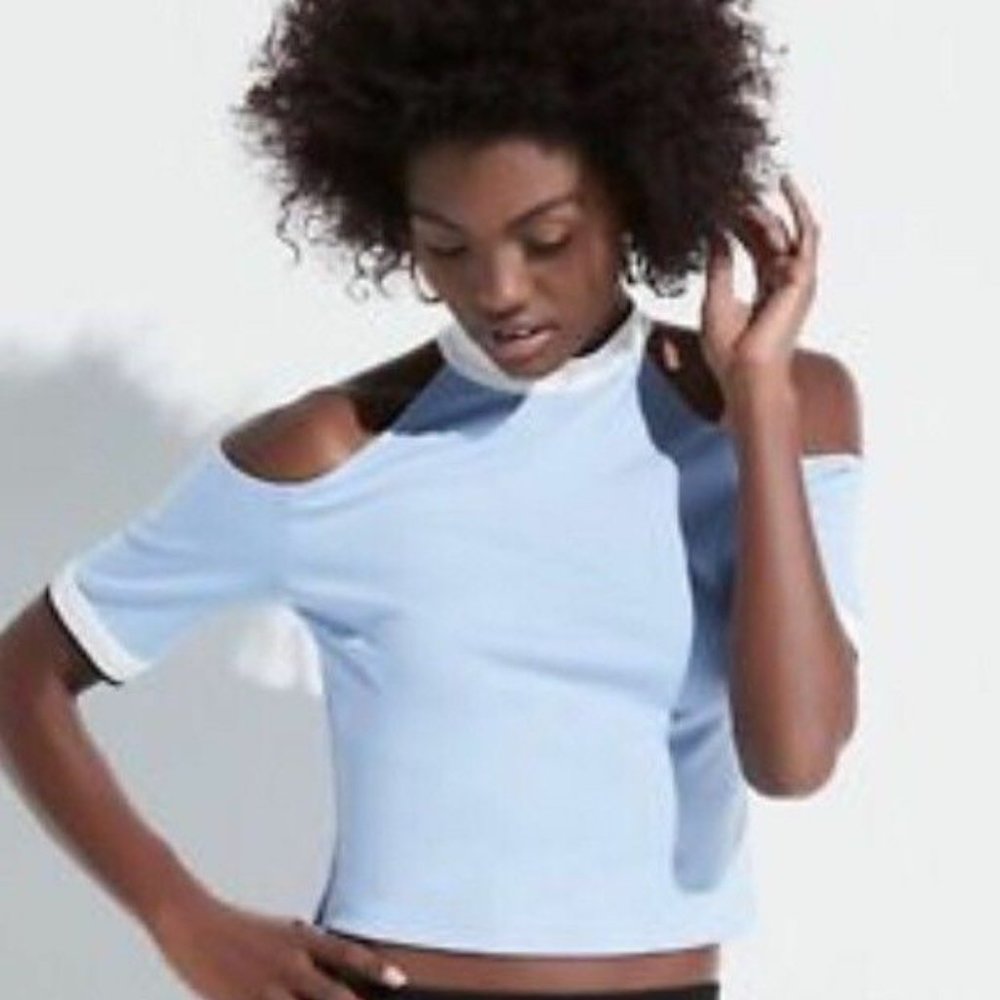 k/lab Sporty Cold-Shoulder Crop Top